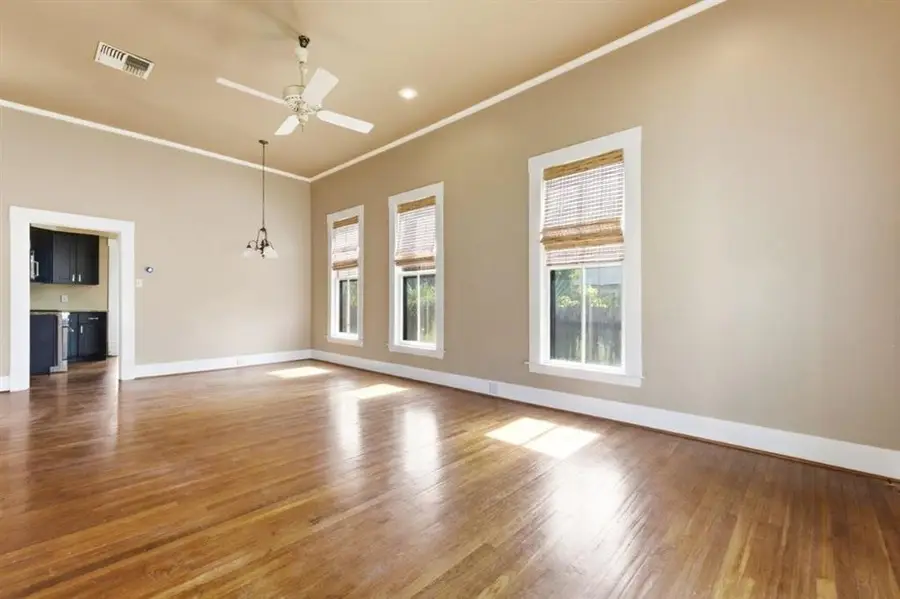 635 Iris St Street, Lake Charles, LA 70601 - #2