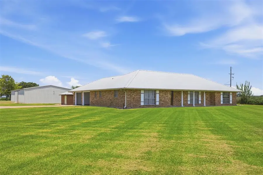 7228 Elie Benoit Road, Gueydan, LA 70542 - #2