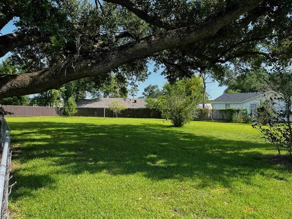 3505 Crescent Street, Lake Charles, LA 70607