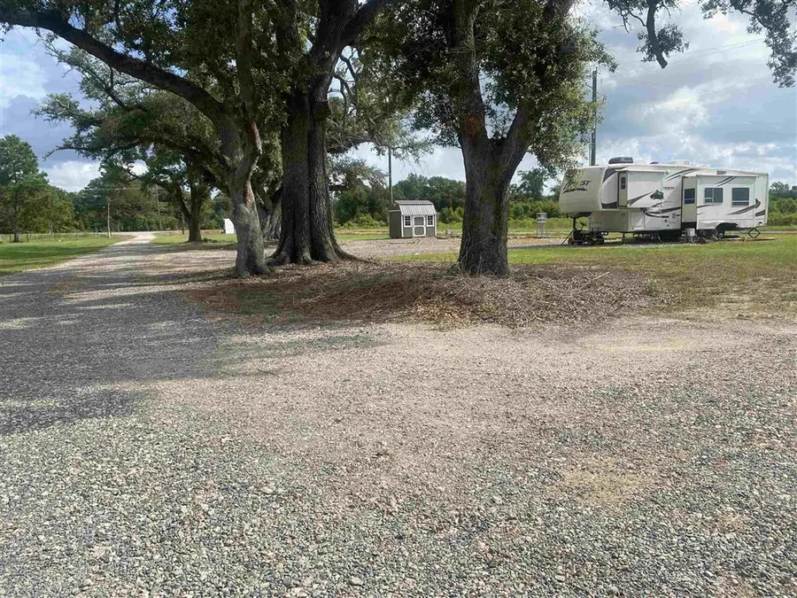5103 W Highway 90 W, Vinton, LA 70668-0275 - #3
