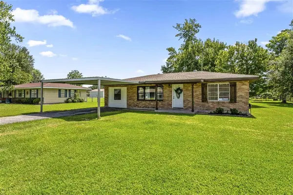 2108 Ellis Drive, Westlake, LA 70669