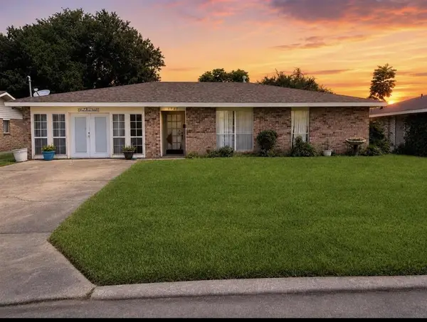 1125 N Elton Court N, Lake Charles, LA 70607
