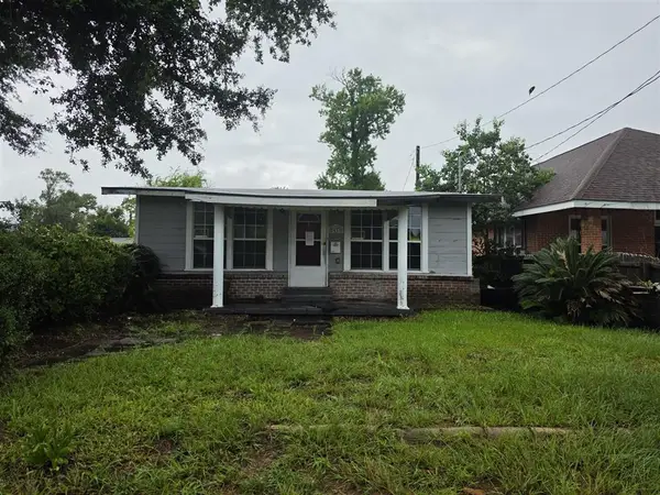 2618 Ruth Street, Lake Charles, LA 70601