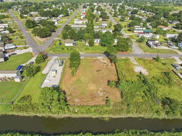 7313 North Flounder Drive, Lake Charles, LA 70605