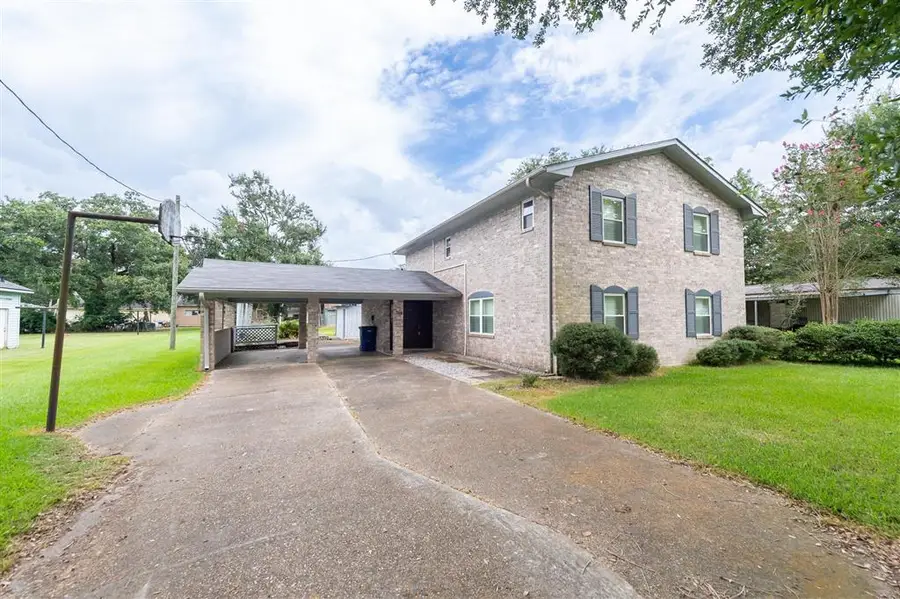 208 11th Street, Kinder, LA 70648 - #2