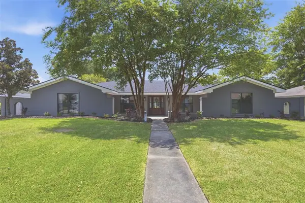 215 Orchard, Lake Charles, LA 70605