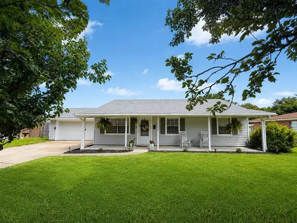 162 Overhill Drive, Lake Charles, LA 70605