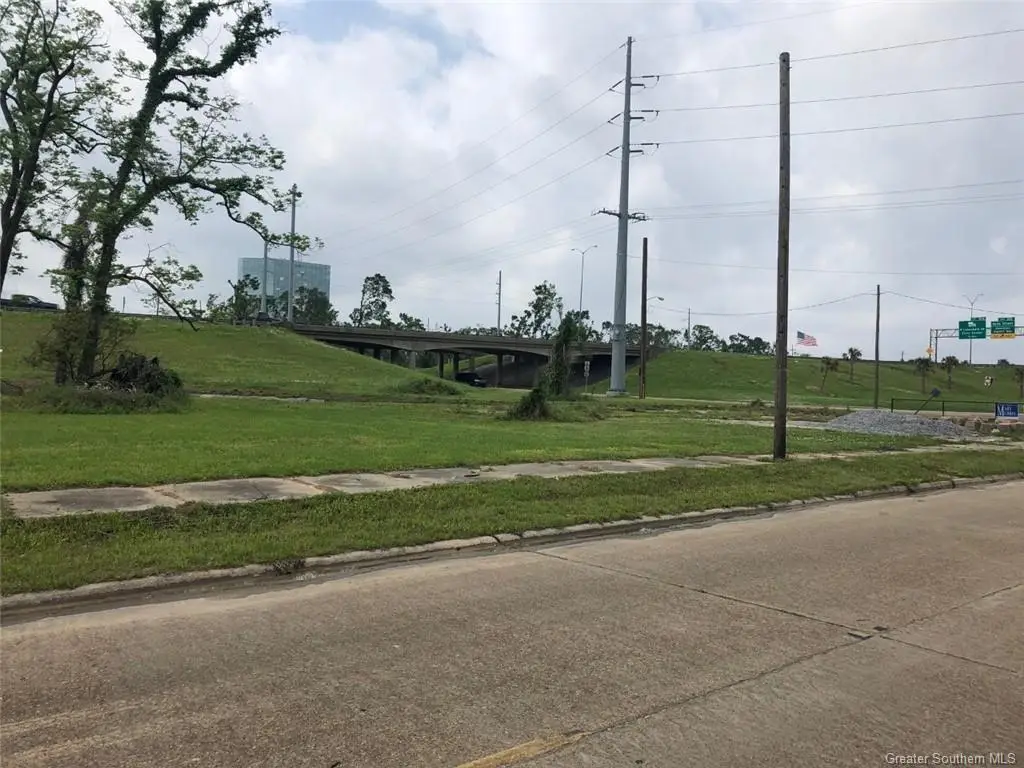 302 Church Street, Lake Charles, LA 70601 - #1