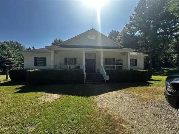 264 Zinnie Sharp Rd Road, Robeline, LA 71469