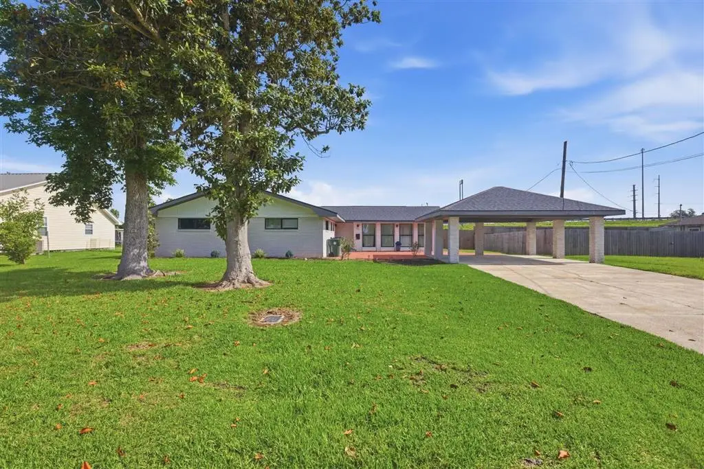 900 Contraband Lane, Lake Charles, LA 70605 - #1