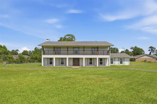 143 E Park Manor Drive E, Lake Charles, LA 70611