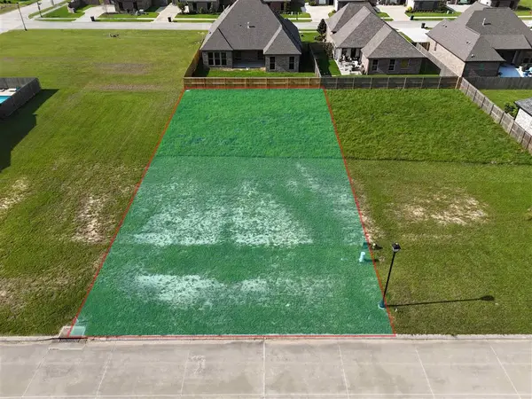 2511 S Point Dr Drive S, Lake Charles, LA 70605