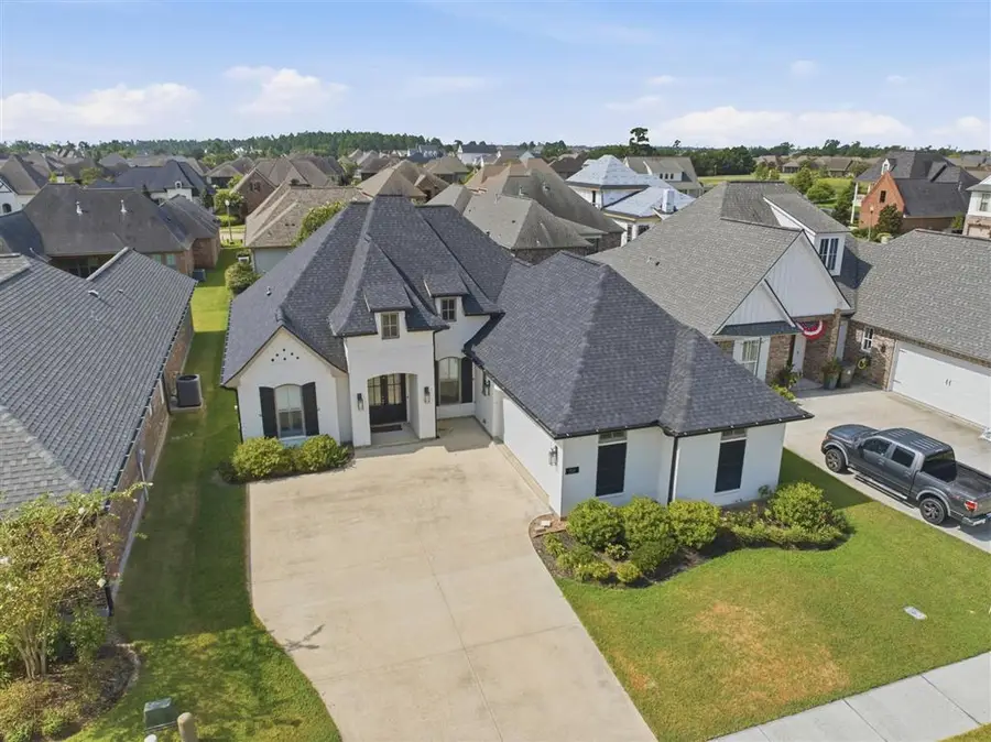 3755 Willow Lake Drive, Lake Charles, LA 70605 - #3