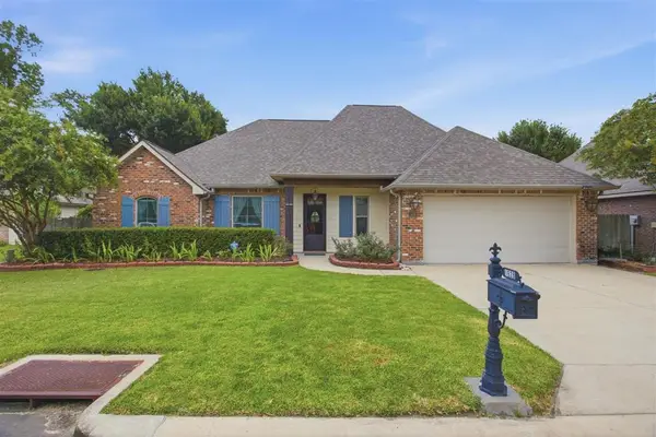 1928 Sarah Lane, Lake Charles, LA 70605