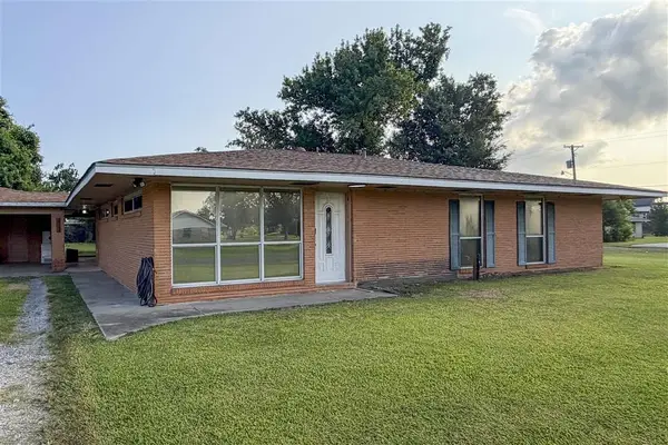 232 Rio Hondo Street, Sulphur, LA 70663