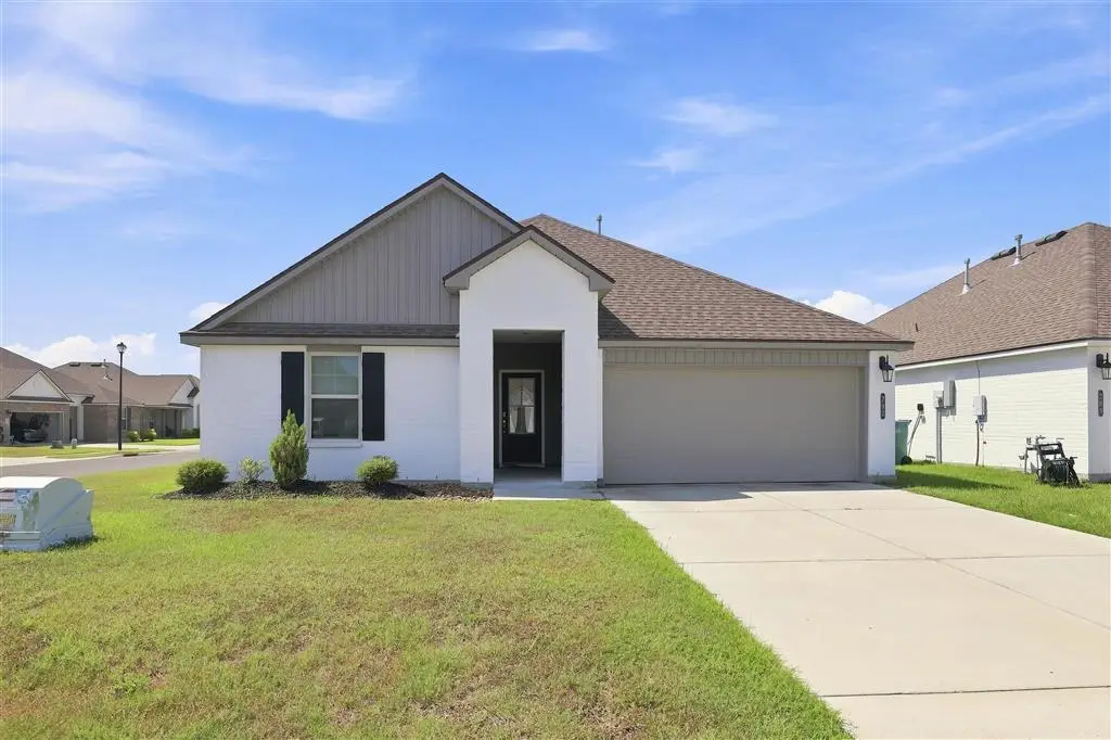 293 Sawyer Dr Drive, Sulphur, LA 70665 - #1