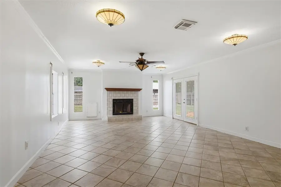 4000 Ernest Street, Lake Charles, LA 70605 - #2