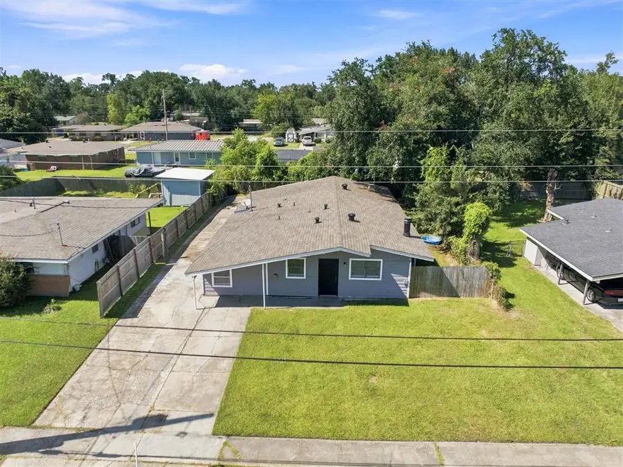 1413 Sage Dr., Lake Charles, LA 70607 - #2