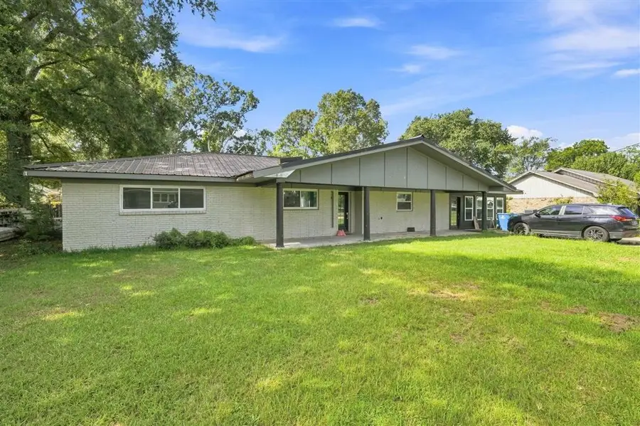 611 Ledoux Street, Jennings, LA 70546 - #2