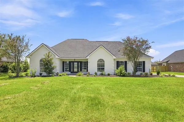 2455 Quince Micheal Lane, Lake Charles, LA 70605