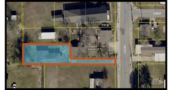 511 Maple St Street, Sulphur, LA 70663