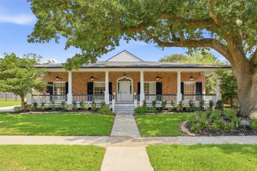 105 Grove Street, Lake Charles, LA 70601 - #1