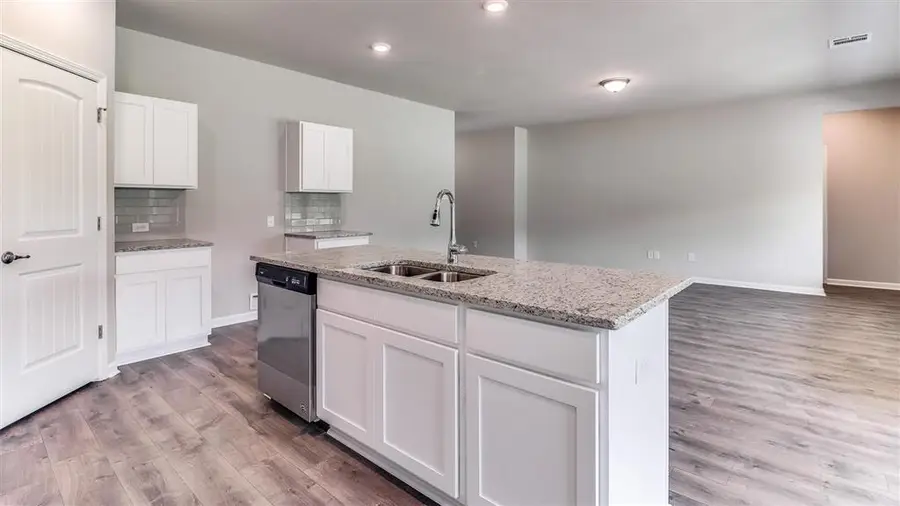 8143 Kelsey Lane, Iowa, LA 70647 - #3