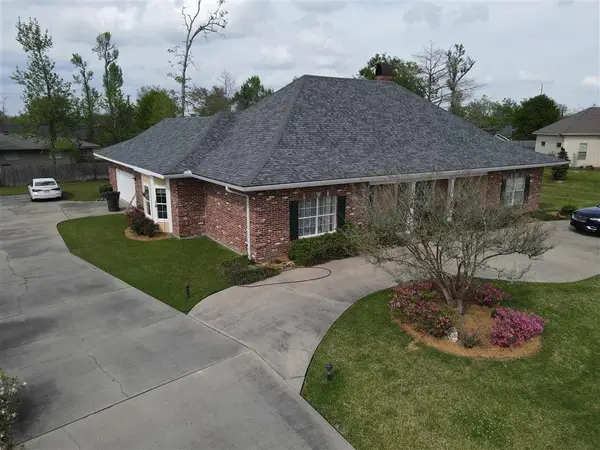 904 Belle Arbes Drive, Lake Charles, LA 70605