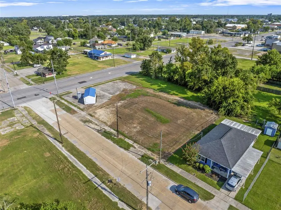 400 Enterprise Boulevard, Lake Charles, LA 70601 - #2