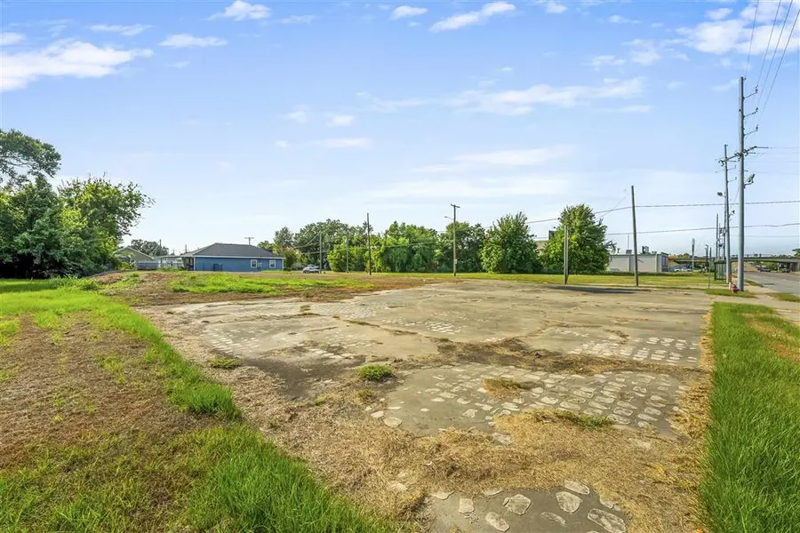 400 Enterprise Boulevard, Lake Charles, LA 70601 - #3
