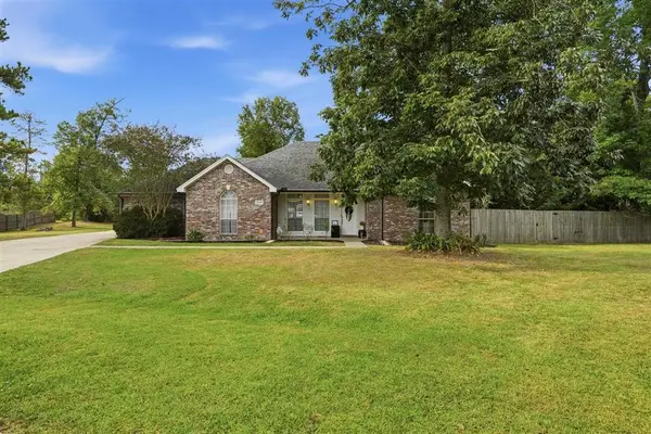 2154 Beechnut Drive, Lake Charles, LA 70611