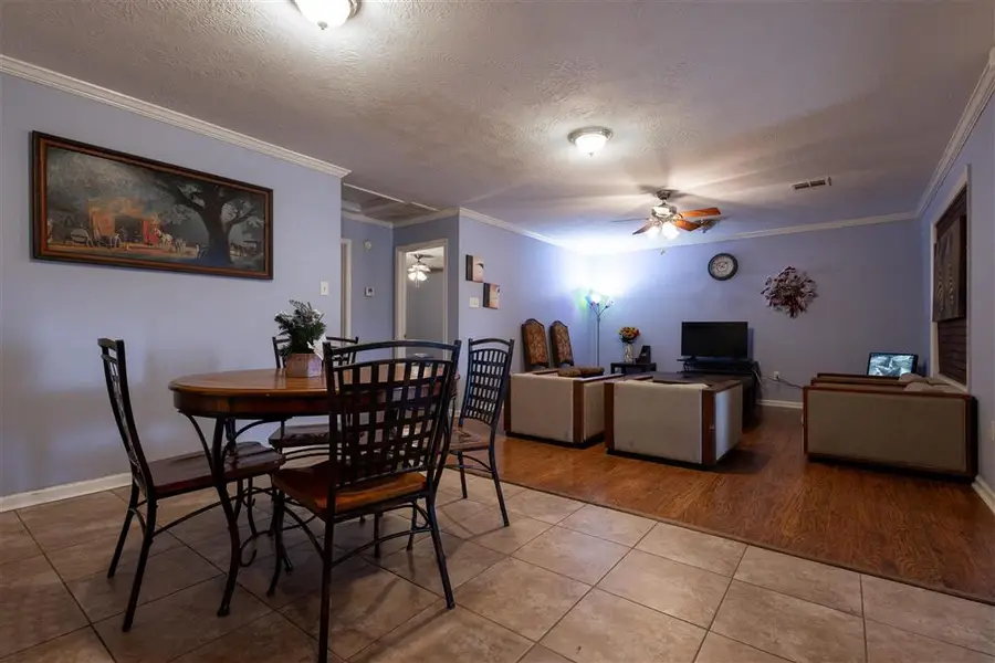116 N Lightner Ave Avenue N, Iowa, LA 70647 - #3