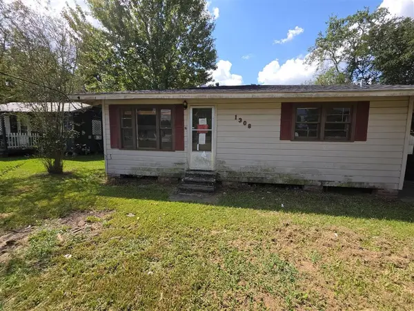 1308 Craft Street, Lake Charles, LA 70601