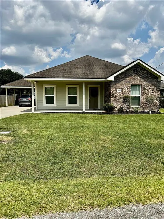 4025 Briarwood Road, Lake Charles, LA 70605