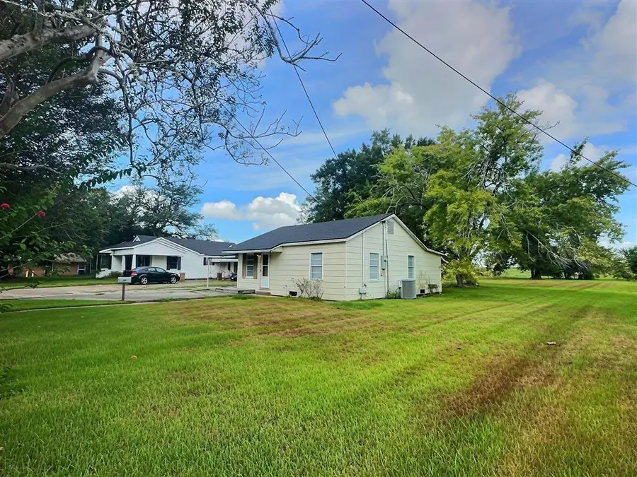 330 W Lagrange Street W, Lake Charles, LA  - #2
