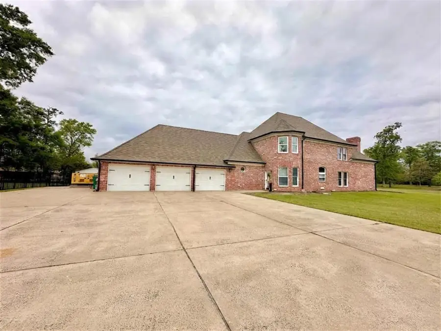 710 Kingswood Drive, Sulphur, LA 70665 - #3