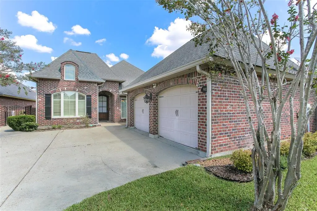 902 S Yorkshire Circle S, Lake Charles, LA 70605 - #1