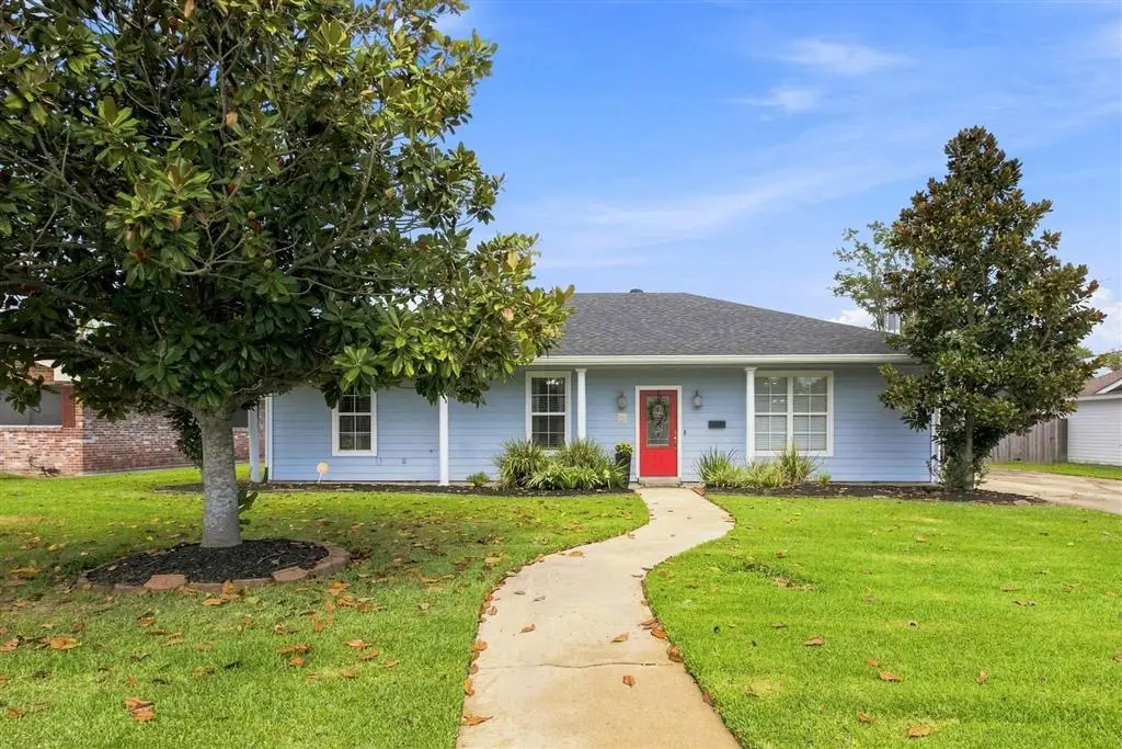 1112 Paris St Street, Lake Charles, LA 70605 - #1