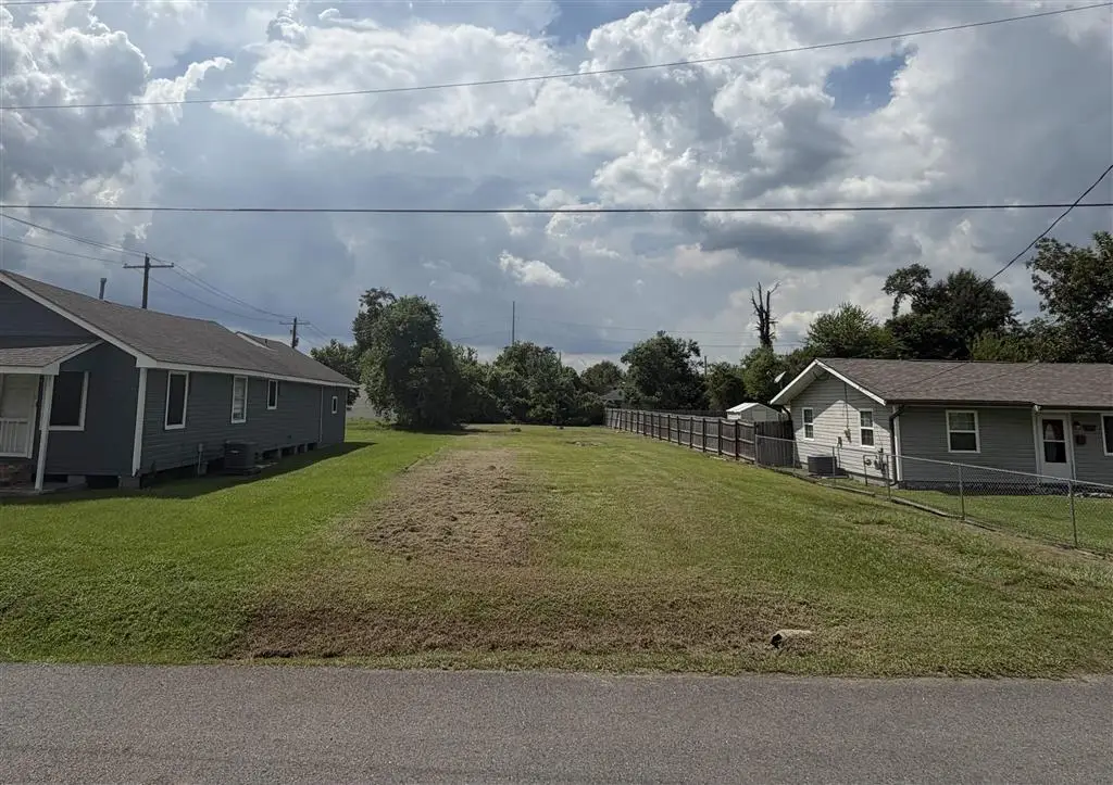 Lyons Street, Lake Charles, LA 70601 - #1