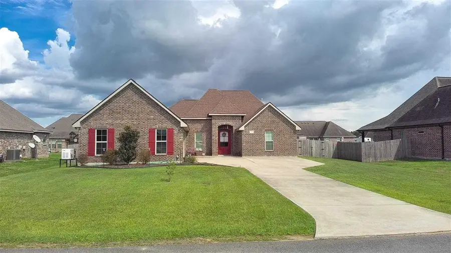 611 Chestnut, Iowa, LA 70647 - #3