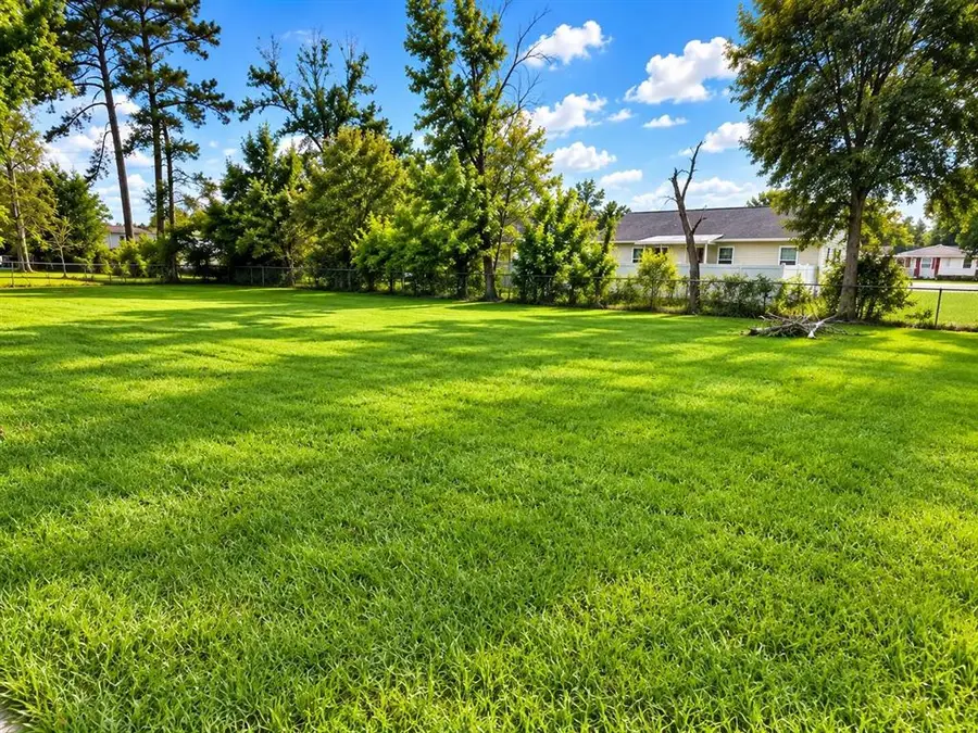 1424 Bayleaf Drive, Moss Bluff, LA 70611 - #3