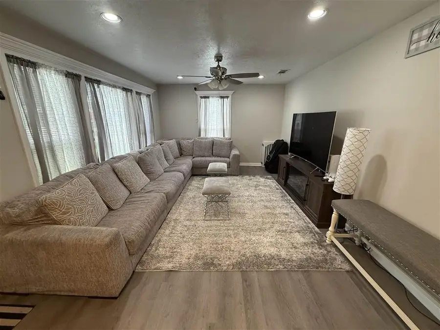 1606 14th Street, Lake Charles, LA 70601 - #3