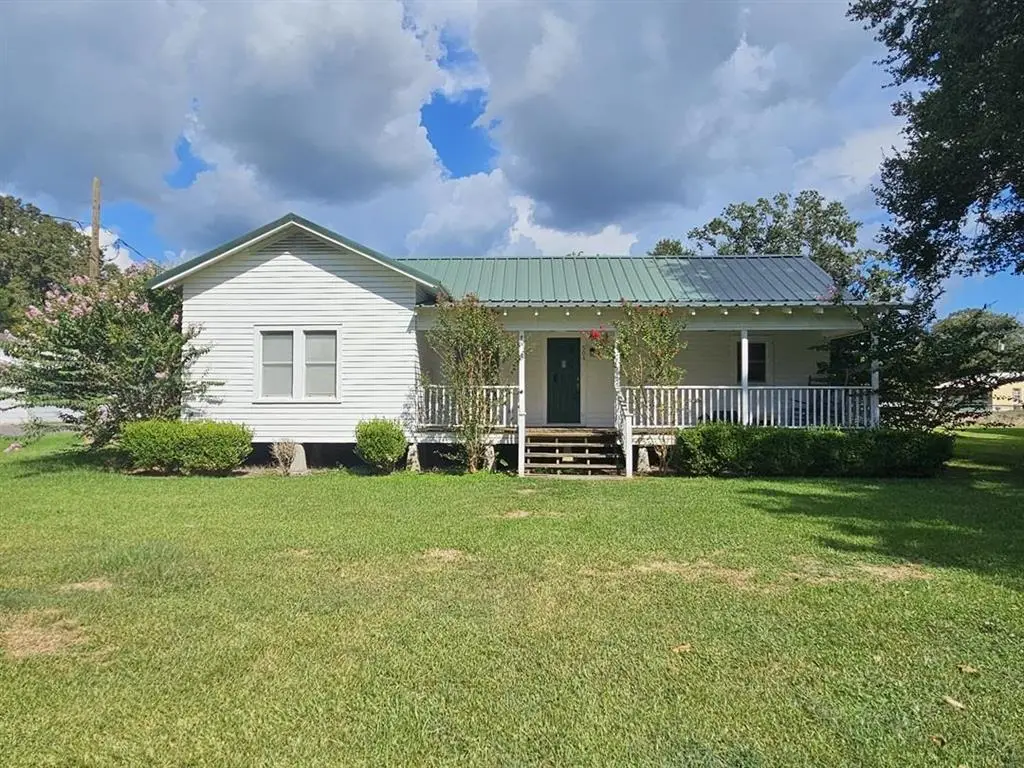 504 N Kinney Avenue N, Iowa, LA 70647 - #1