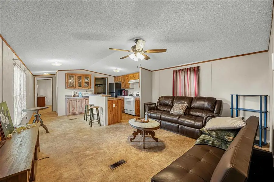 101 Yoakum Avenue, Dequincy, LA 70633 - #2