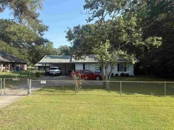 417 Vernon St, New Llano, LA 71461
