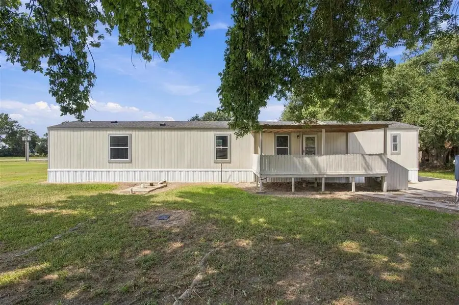 108 W 2nd Street W, Roanoke, LA 70581 - #2