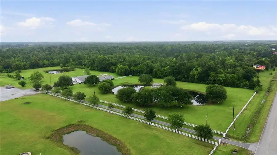 8024 Frontage Road, Iowa, LA 70647 - #3