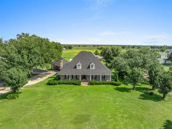 1467 Highway 384, Grand Lake, LA 70607