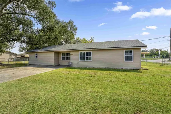 1917 Henry Street, Westlake, LA 70669
