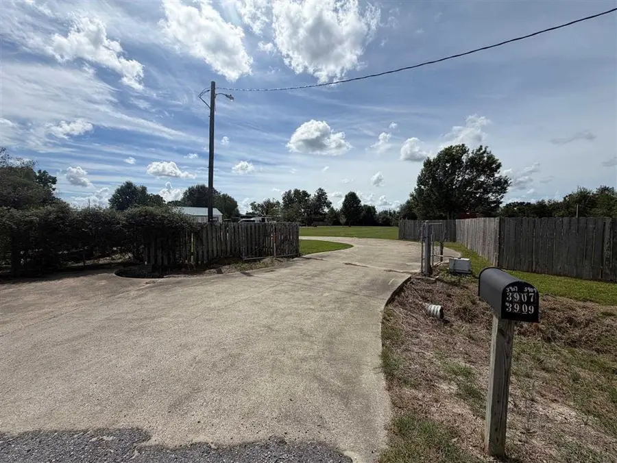 3907 Yellowrose Drive, Sulphur, LA 70665 - #2